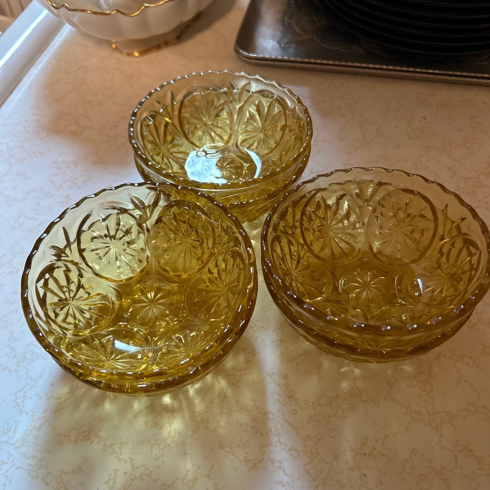 Anchor hocking amber glass single serving bowls